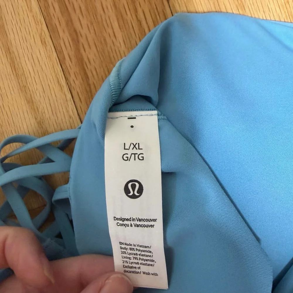 NWOT Women's Lululemon FlexyFlex Strappy Bra Washed Blue L/XL SKU618 - Picture 3 of 4